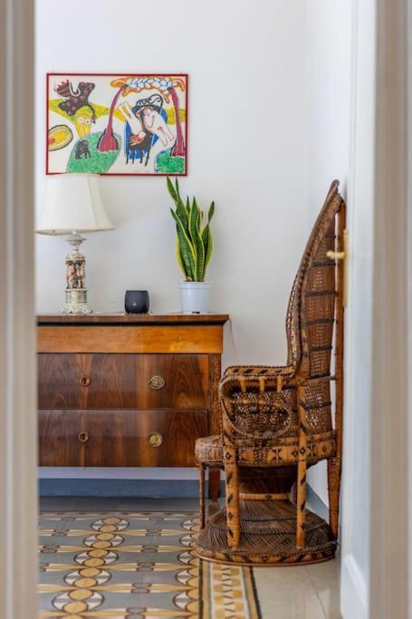 Academia Of Davide Spacious Apartment Florencia Exterior foto