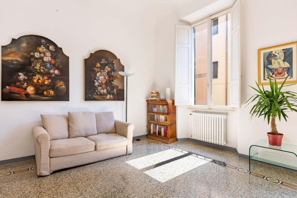 Academia Of Davide Spacious Apartment Florencia Exterior foto
