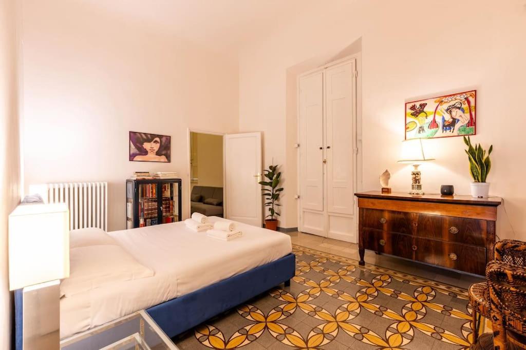 Academia Of Davide Spacious Apartment Florencia Exterior foto