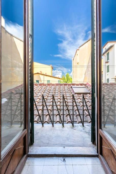 Academia Of Davide Spacious Apartment Florencia Exterior foto